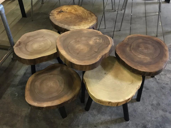 natuurhouten krukjes voor hotels en restaurants